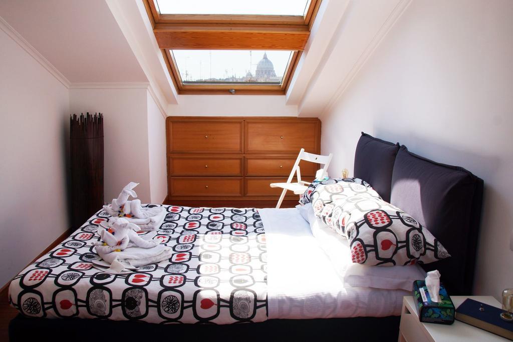 San Pietro Penthouse Apartment Rome
